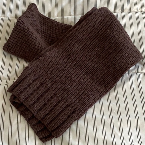 Gap men’s SCARF 70x8 inches - Picture 1 of 5